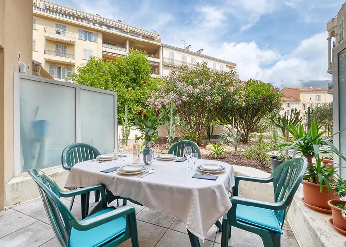 Victoria * マントン